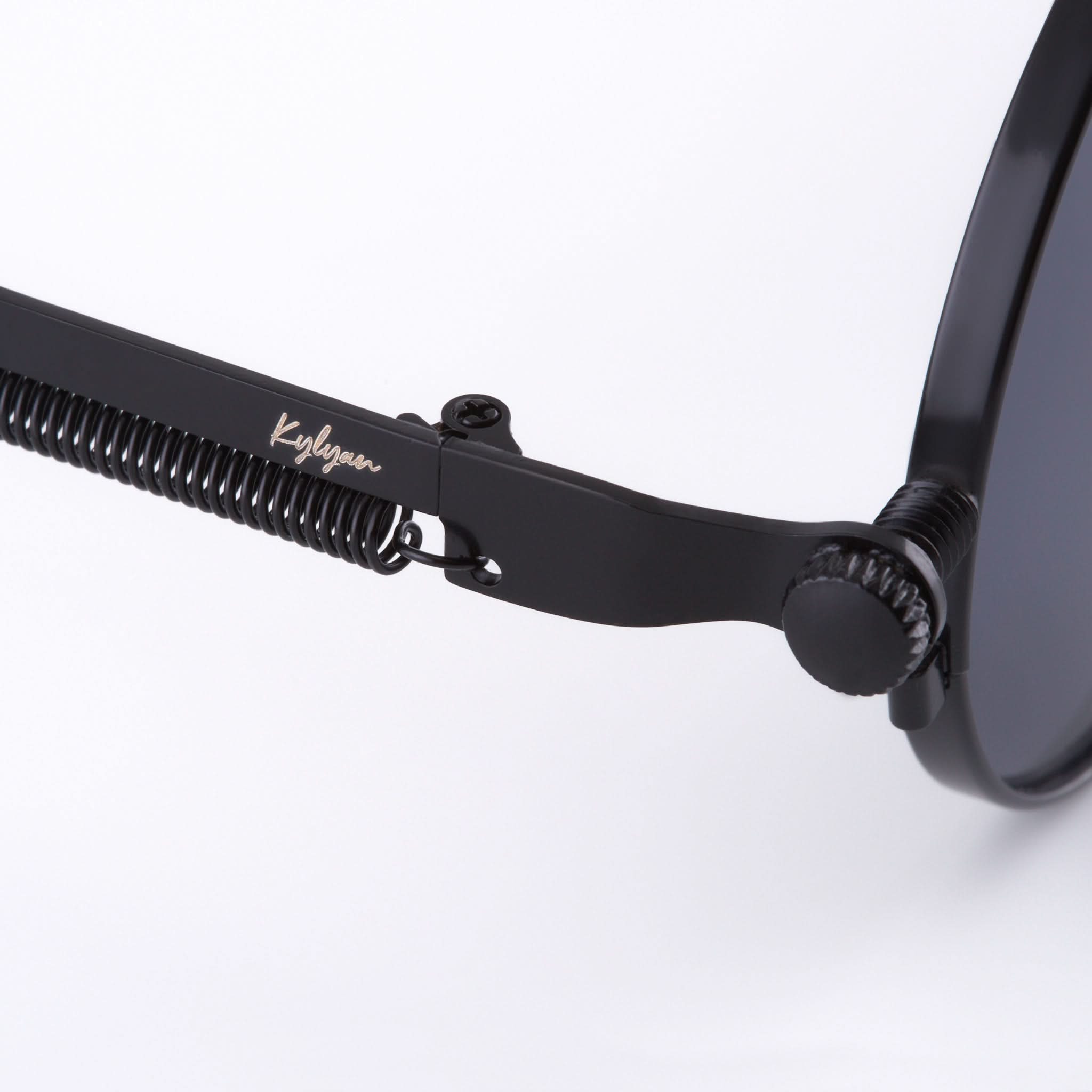 Black Spring Слънчеви очила