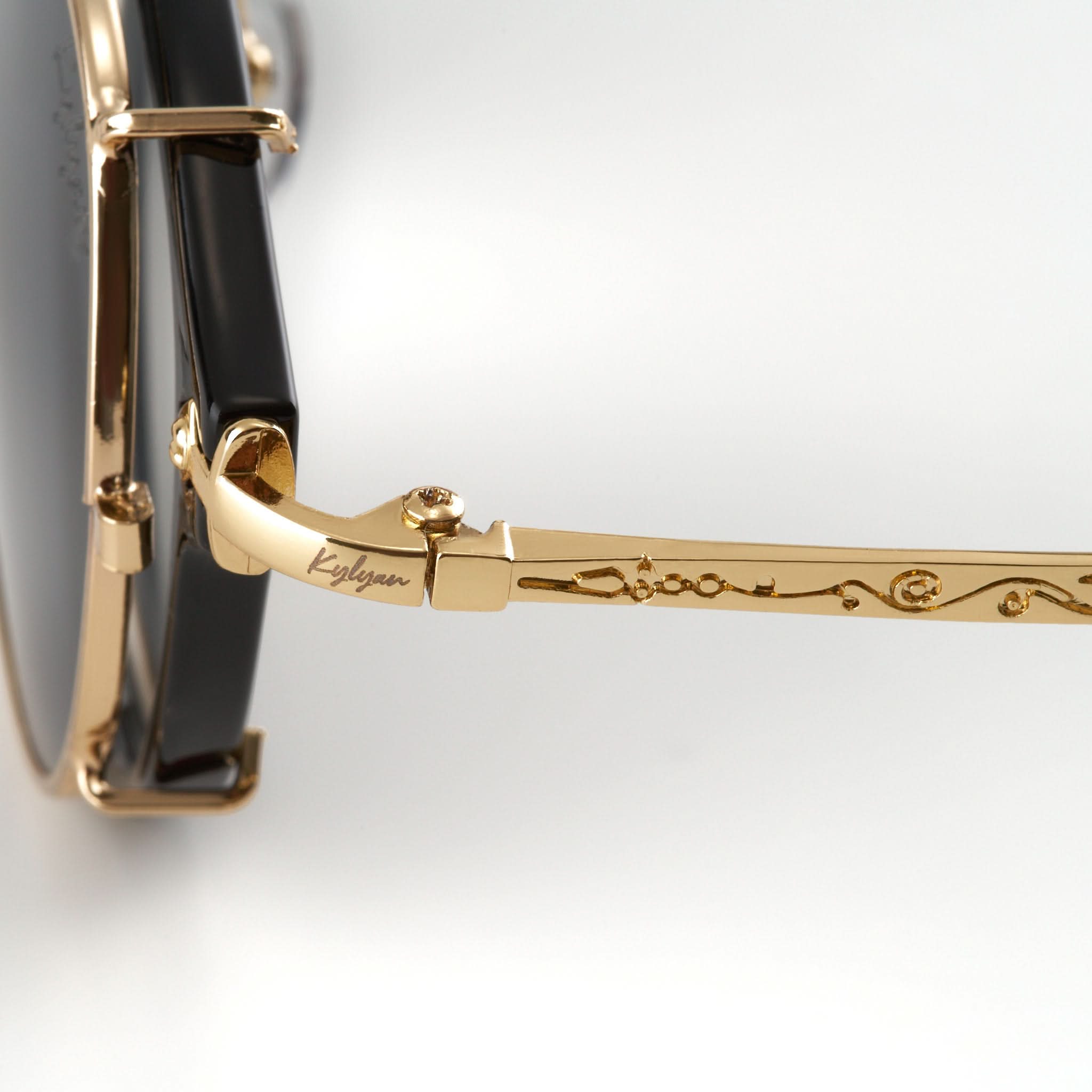 Golden Mobile Слънчеви очила