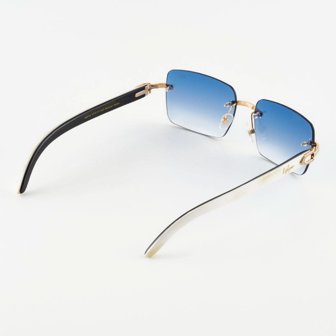 Charles Blue от биволски рог