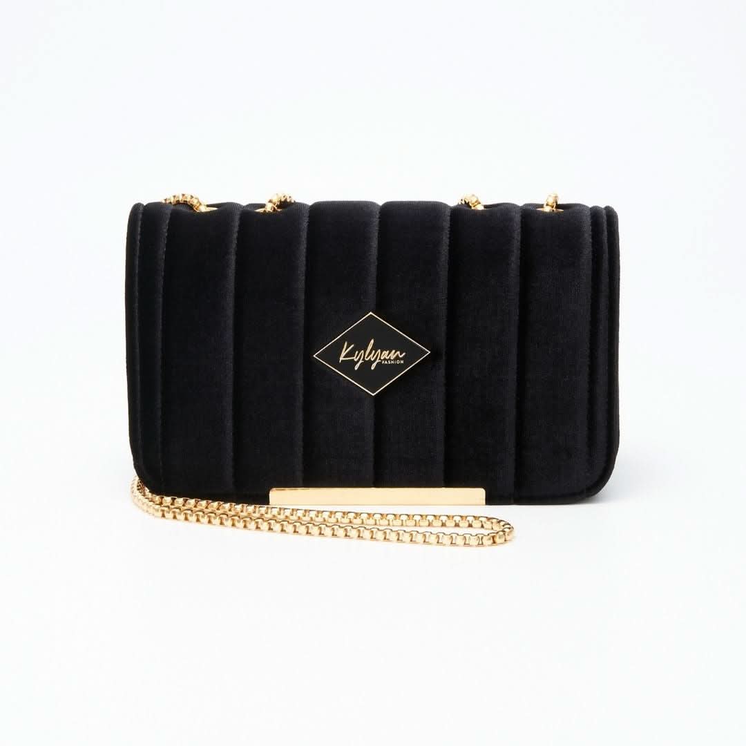 Ликвидация Clara дамска чанта