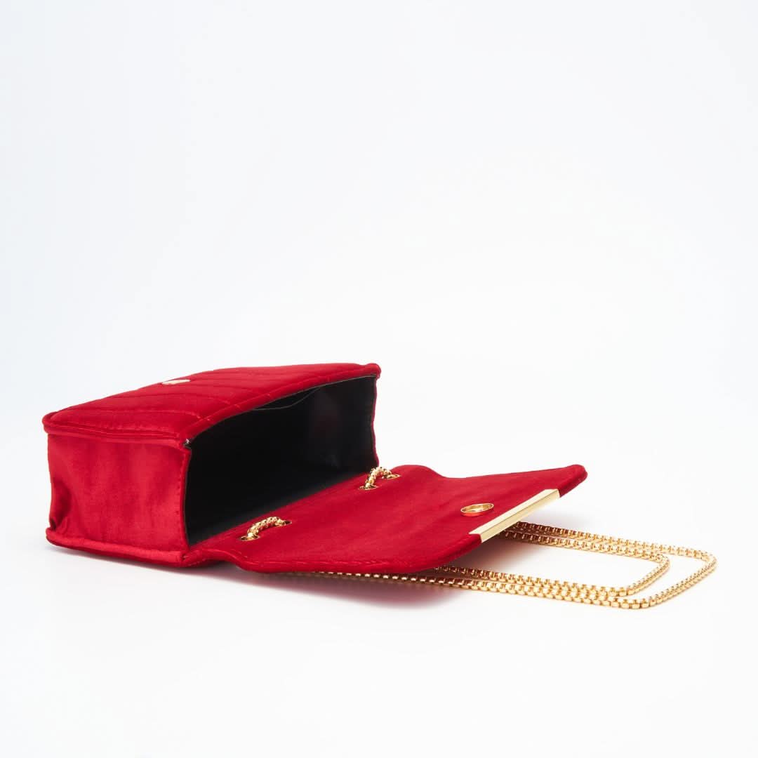 Ликвидация Clara дамска чанта