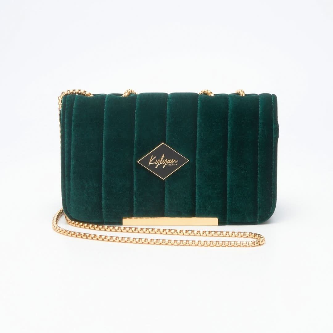 Ликвидация Clara дамска чанта