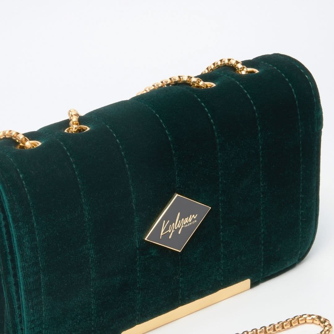 Ликвидация Clara дамска чанта