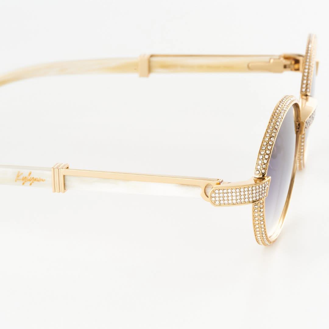 Hillary от биволски рог