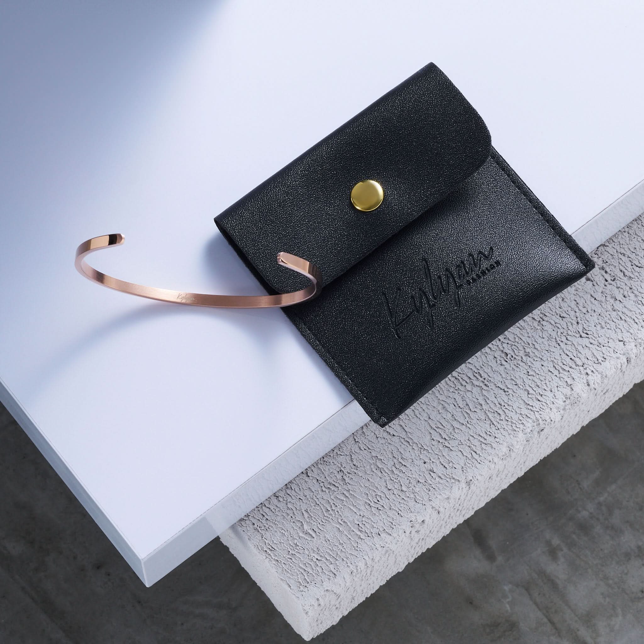 Kylyan Cuff гривна