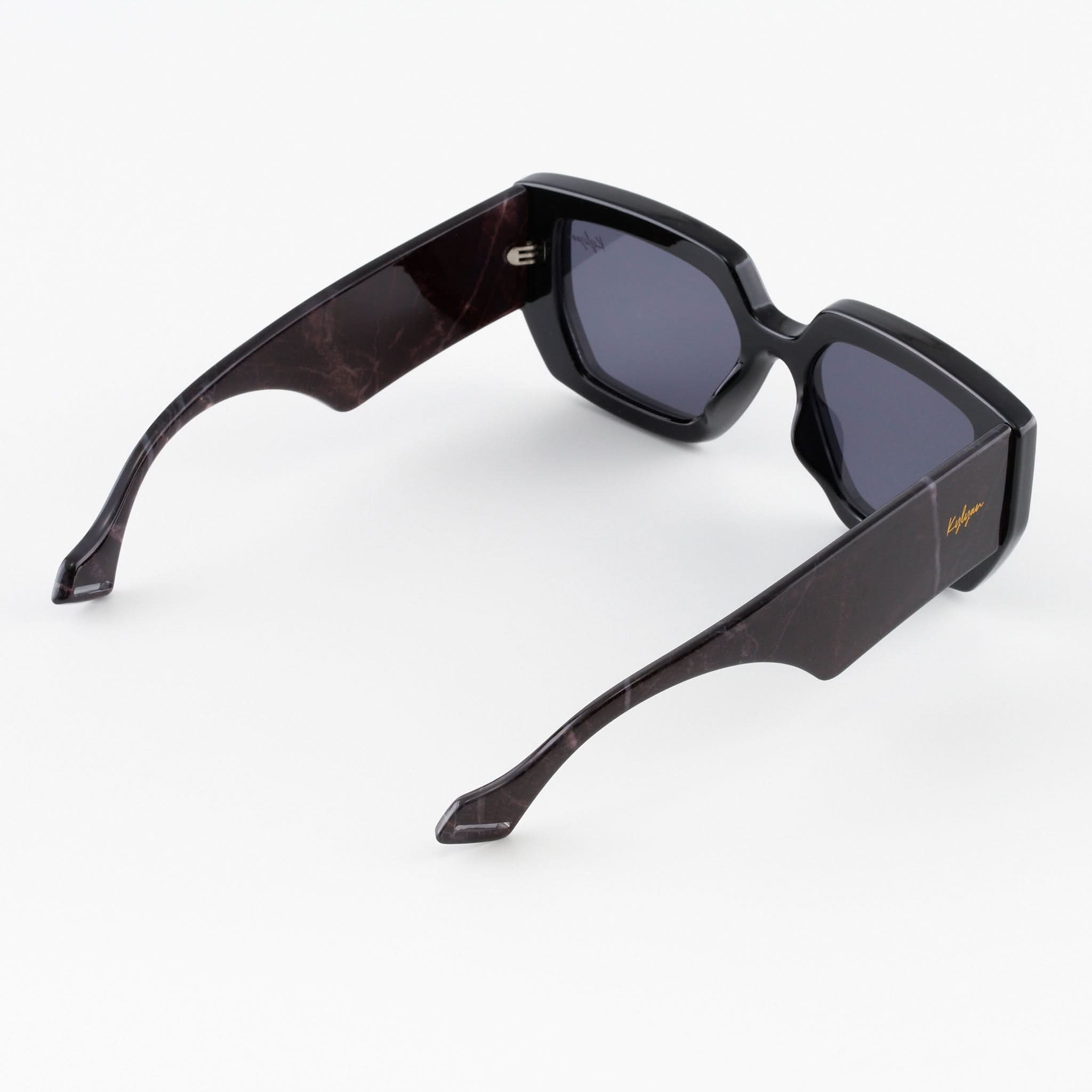 Преоценени Larinna Слънчеви очила