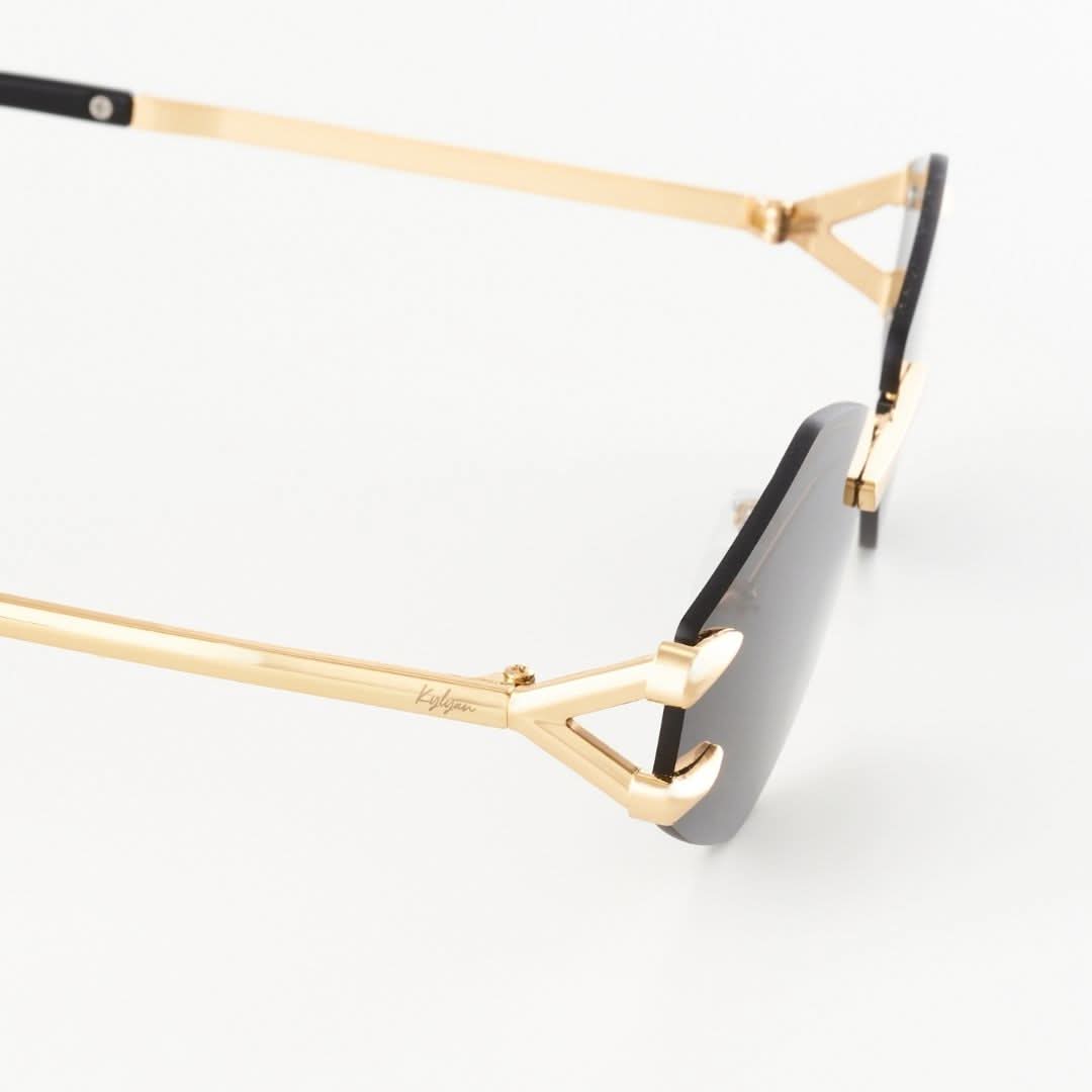 Преоценени Lyric Слънчеви очила